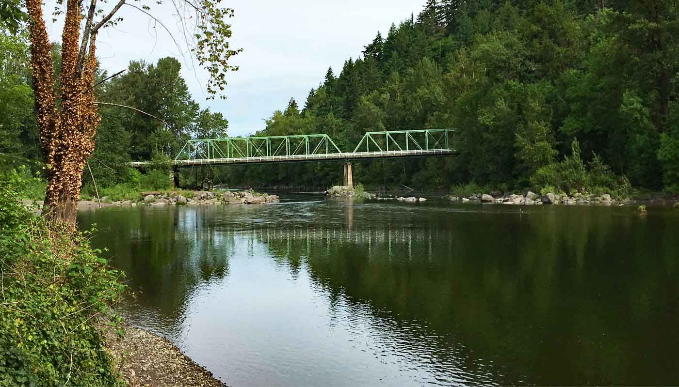 river and transom bridge