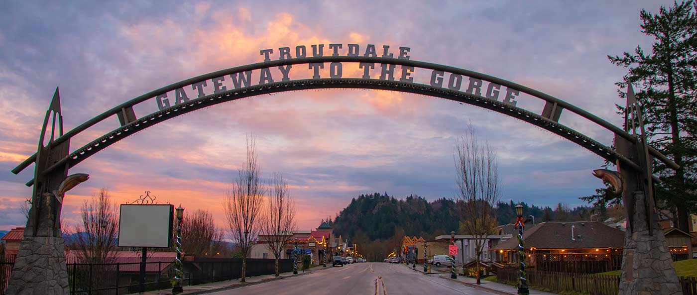 downtown troutdale with archway: troutdale, gateway to the gorge
